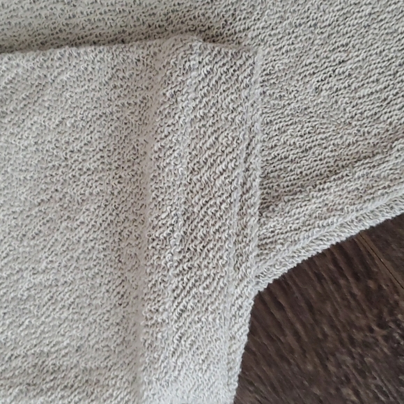 Tobi Sweater- Brand New with Tags - SMALL - Picture 4 of 5